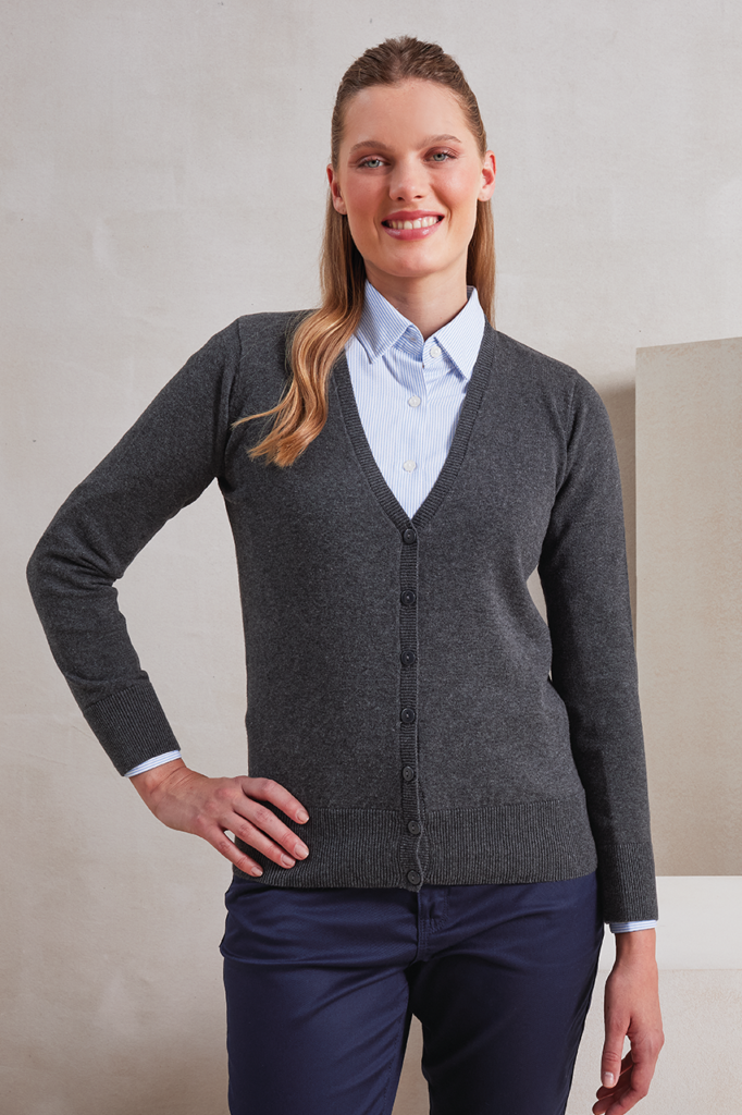 Premier women's button-through knitted cardigan, Crna